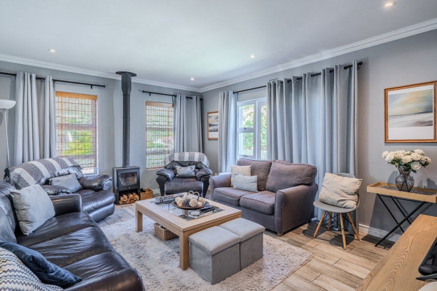 3 Bedroom Property for Sale in Silverglade Western Cape